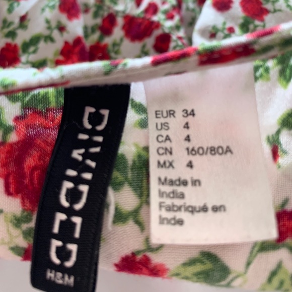 Divided by H&M floral print dress.  Size 4. - Picture 8 of 8